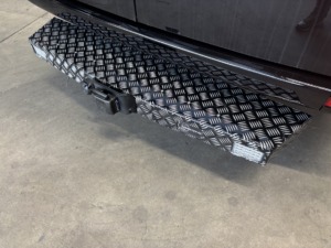 Treeplank zonder trekhaak/vangmuil